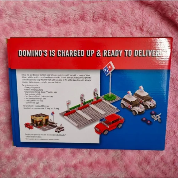 Domino's Electric Delivery Vehicle Building Set - Picture 2 of 3